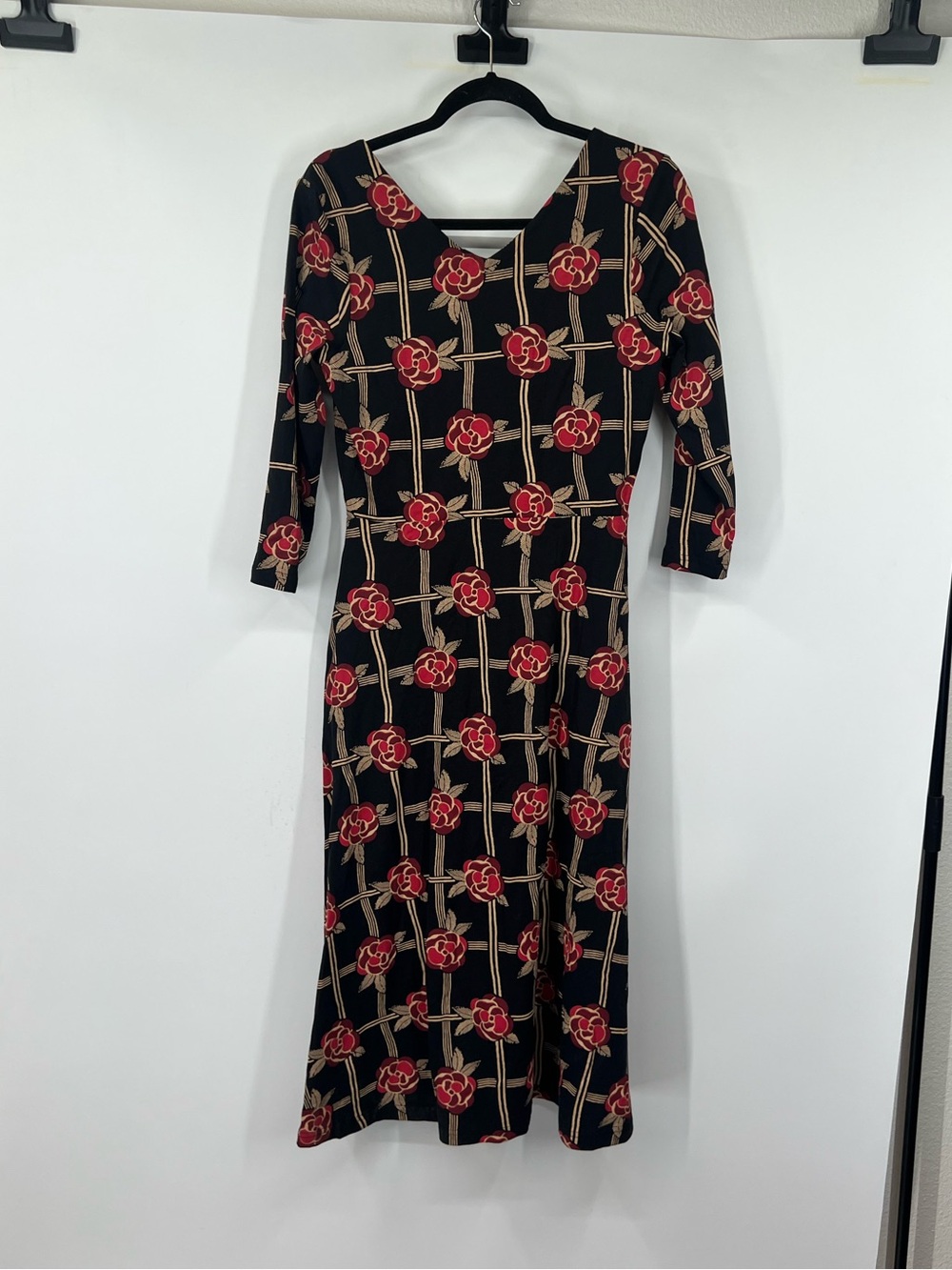 Pact Floral Fit & Flare Midi Dress 3/4 Sleeve Red Rose Print NWT - Picture 5 of 7